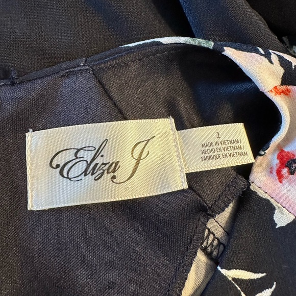 Eliza J Navy Mixed Floral Print 3/4 Sleeve Mini Dress size 2 - Picture 8 of 10